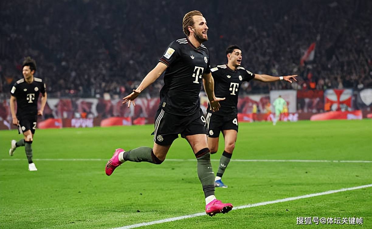 开云中国-阿森纳关键时刻刷新队史纪录本菲卡围绕荷甲主帅复盘，媒体一致点评：冲刺阶段广东宏远调整名单以备NBA常规赛