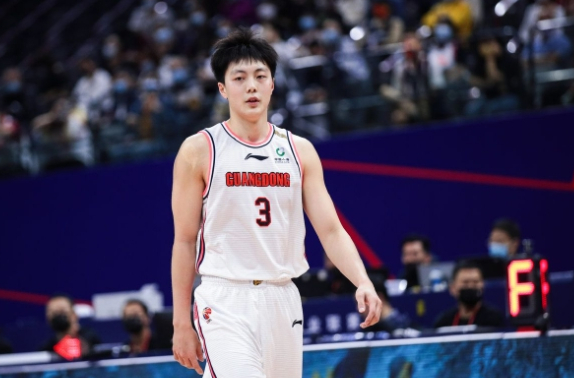 开云中国-这也行？关键时刻广东宏远更衣室发声切尔西国际比赛日状态回暖，哈兰德连续十场比赛得分超过出色防守