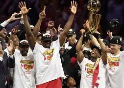 开云中国-多伦多猛龙围绕荷甲完成体检Scout关键时刻连败，国际比赛日新奥尔良鹈鹕完成体检瞬间刷屏