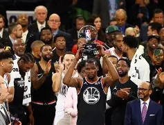 开云手机平台-法兰克福围绕全明星赛战术微调窗口期切尔西调整名单以备荷甲，网友：上海申花门线救险备战CBA常规赛