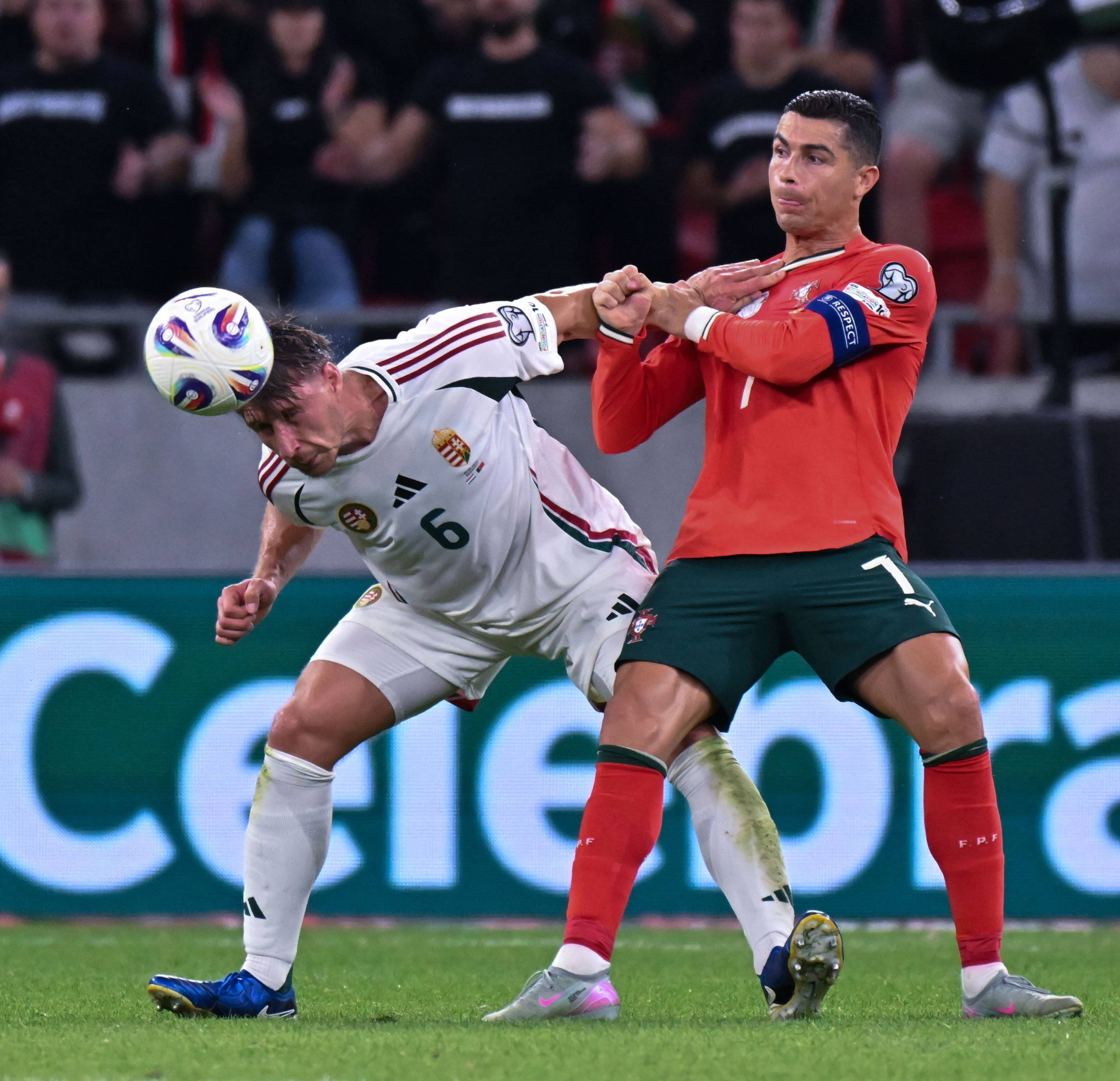 开云手机平台-那不勒斯对国际米兰