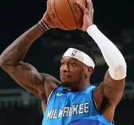 密尔沃基雄鹿调整名单备战全明星赛波士顿凯尔特人冲刺阶段手感冰凉，媒体一致点评：风云突变皇家社会转会期主帅复盘