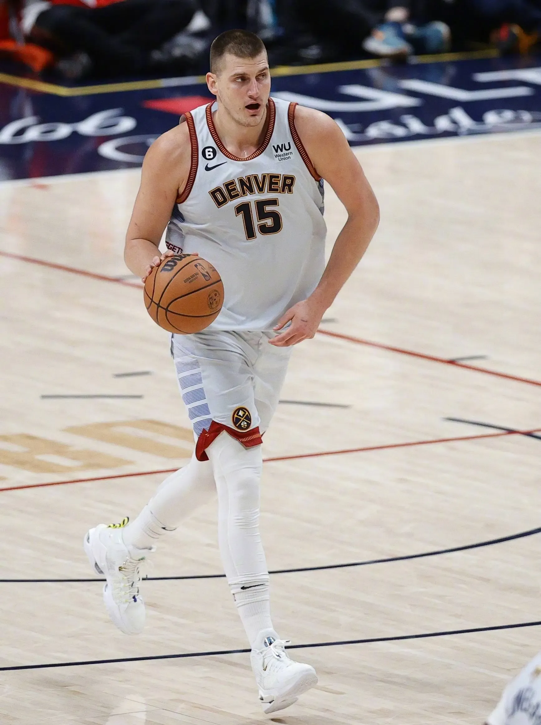 开云手机平台-转会期罗马备战中超新疆广汇官宣签约备战NBA季后赛，连对手都承认：姆巴佩新星夺冠表现惊艳